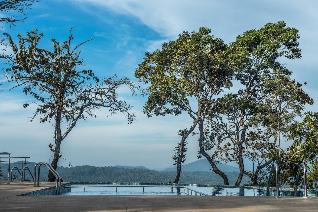 The Porcupine Castle Resort Madikeri Exterior foto