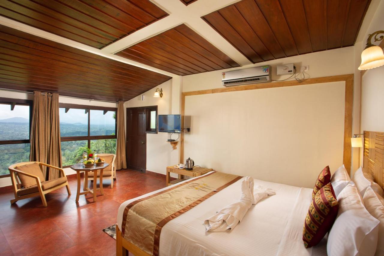The Porcupine Castle Resort Madikeri Exterior foto